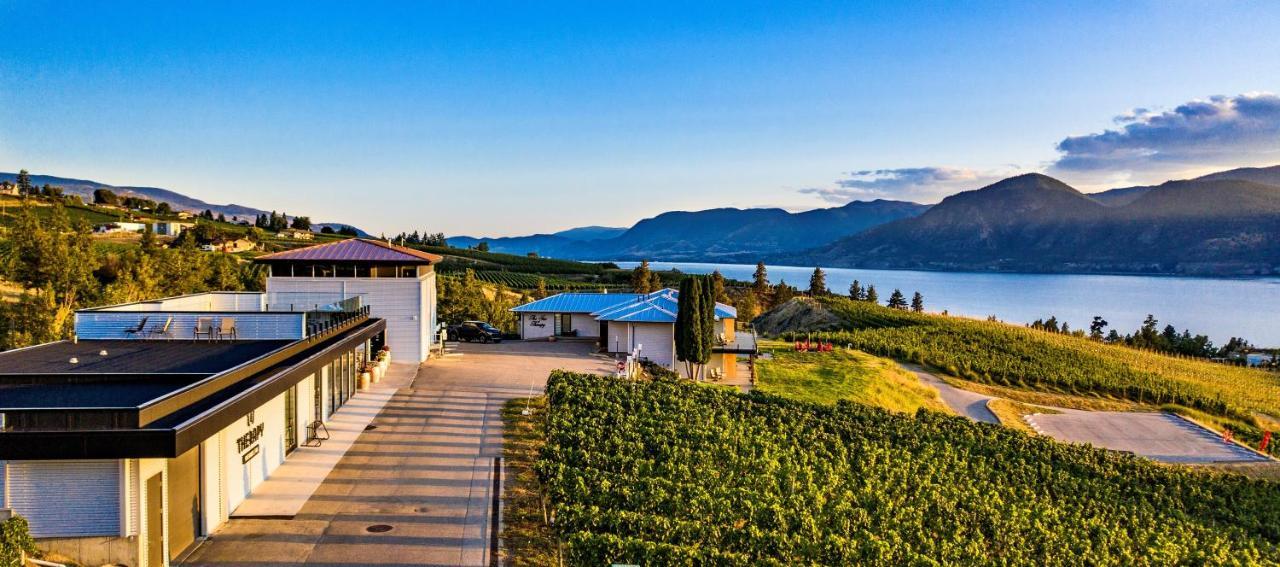 The Inn At Therapy Vineyards Naramata Esterno foto