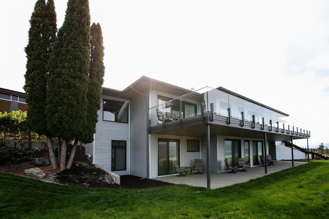 The Inn At Therapy Vineyards Naramata Esterno foto